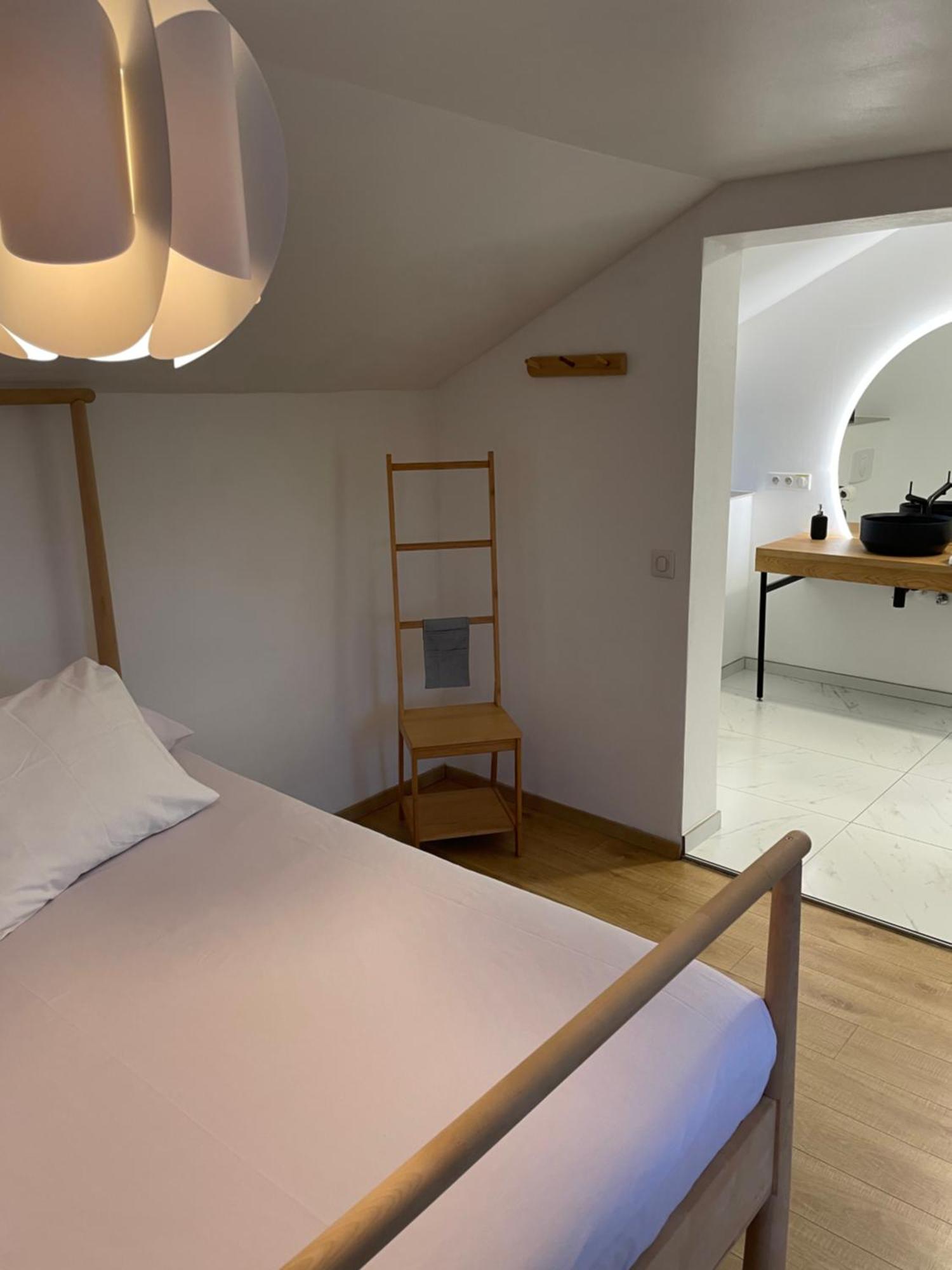 L'Entre-Temps Hotel Xhendelesse ภายนอก รูปภาพ
