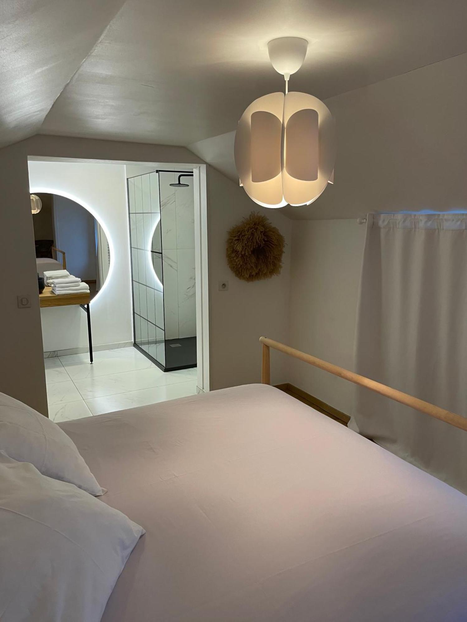 L'Entre-Temps Hotel Xhendelesse ภายนอก รูปภาพ